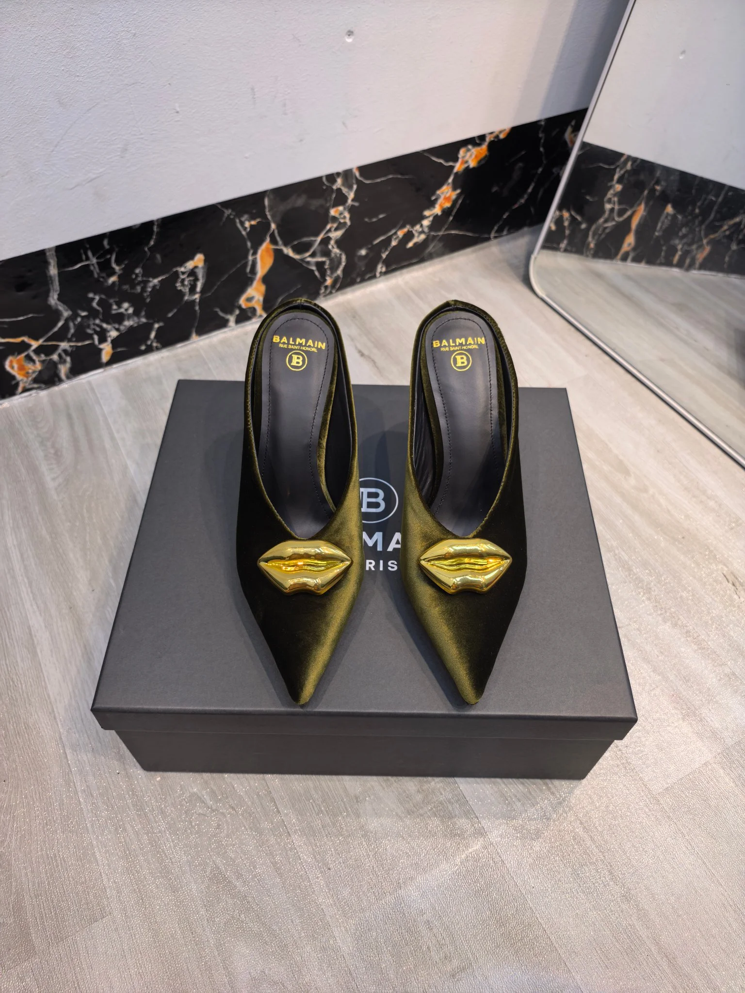 BALMAIN Mules Velvet Olive-Gold EU36-42 B95202609110193