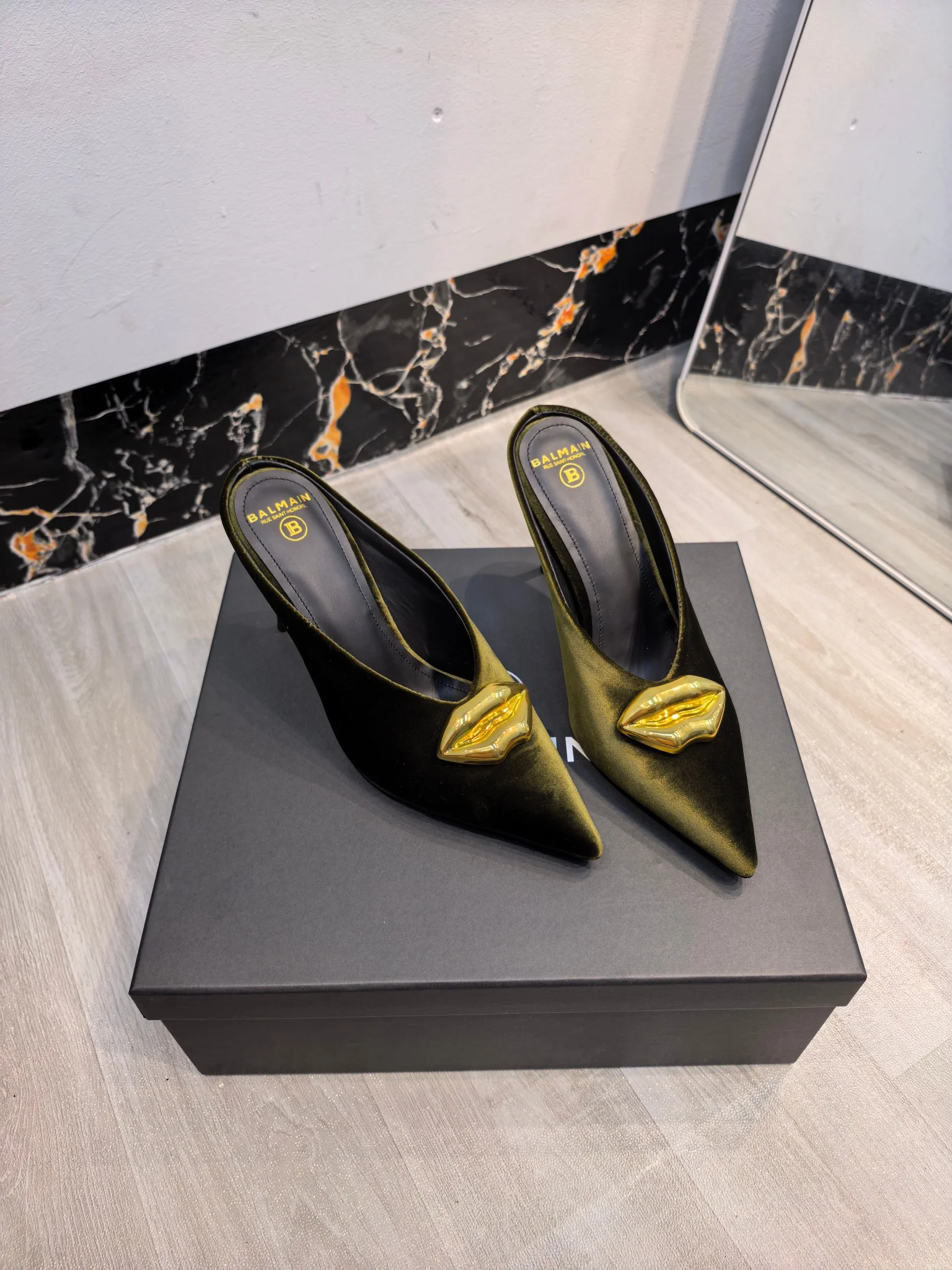 BALMAIN Mules Velvet Olive-Gold EU36-42 B95202609110193 - Image 2