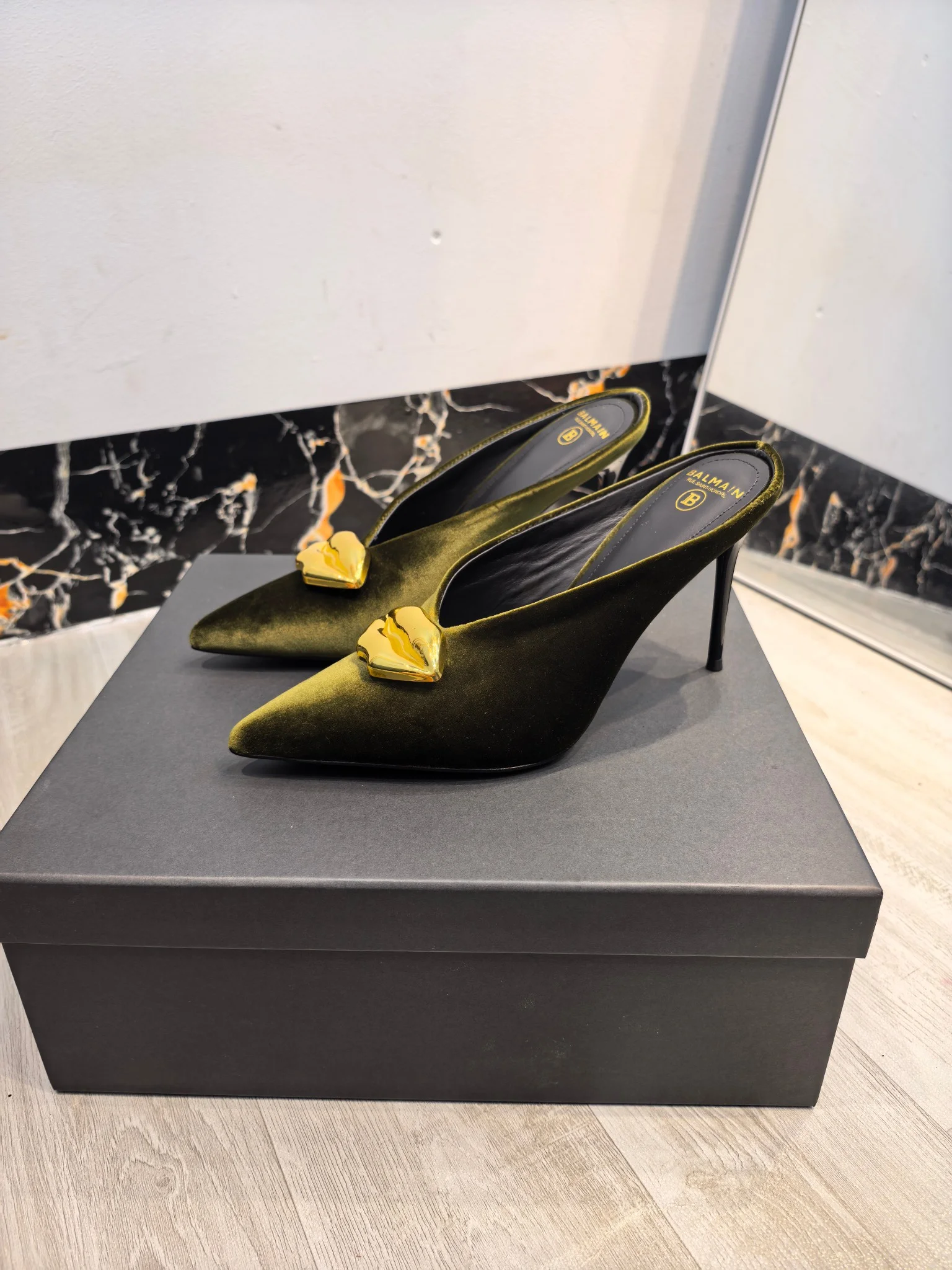 BALMAIN Mules Velvet Olive-Gold EU36-42 B95202609110193 - Image 3