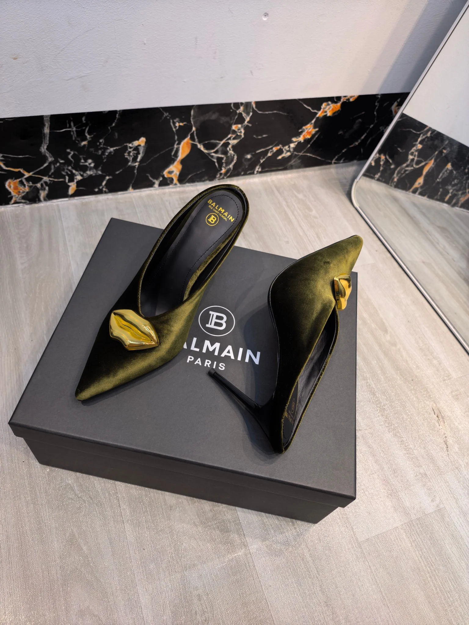 BALMAIN Mules Velvet Olive-Gold EU36-42 B95202609110193 - Image 7