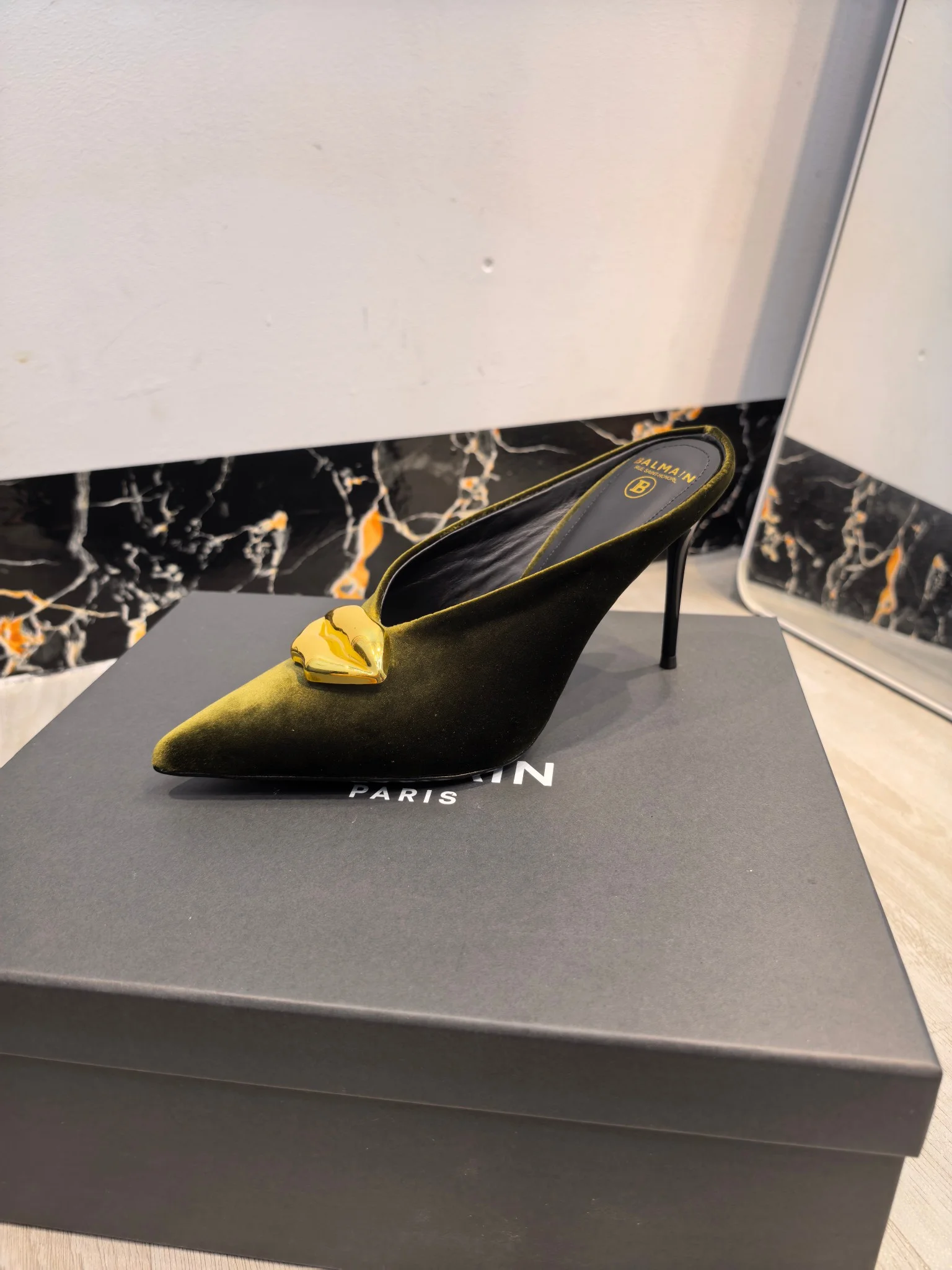 BALMAIN Mules Velvet Olive-Gold EU36-42 B95202609110193 - Image 9