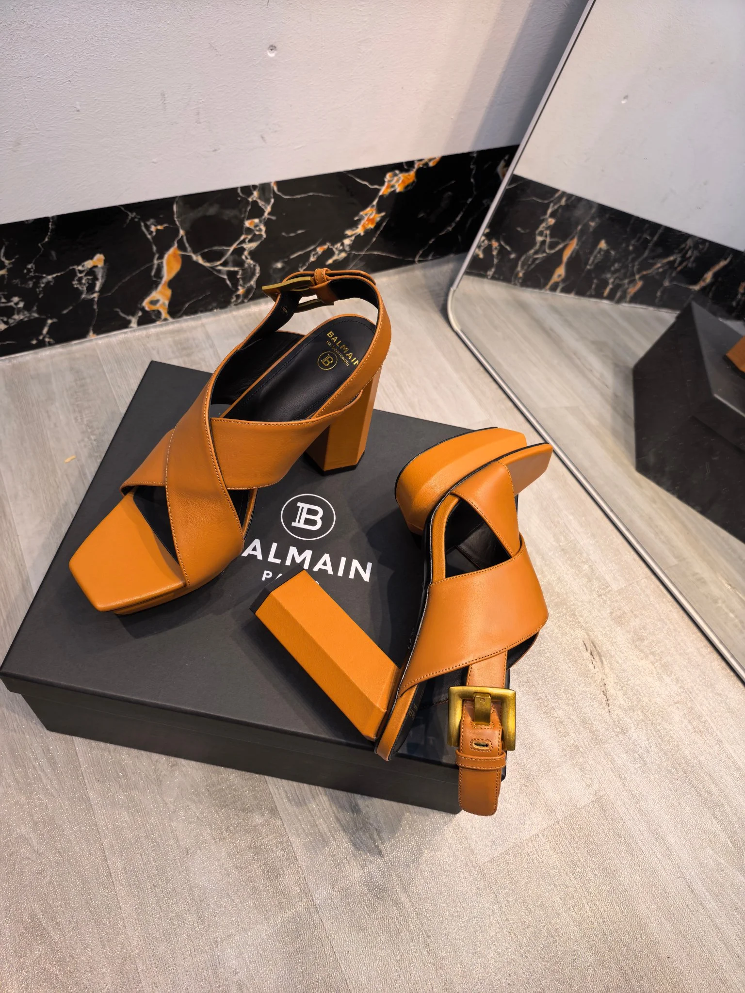 BALMAIN Sandals Leather Brown-Gold EU36-42 C60202609110191 - Image 7