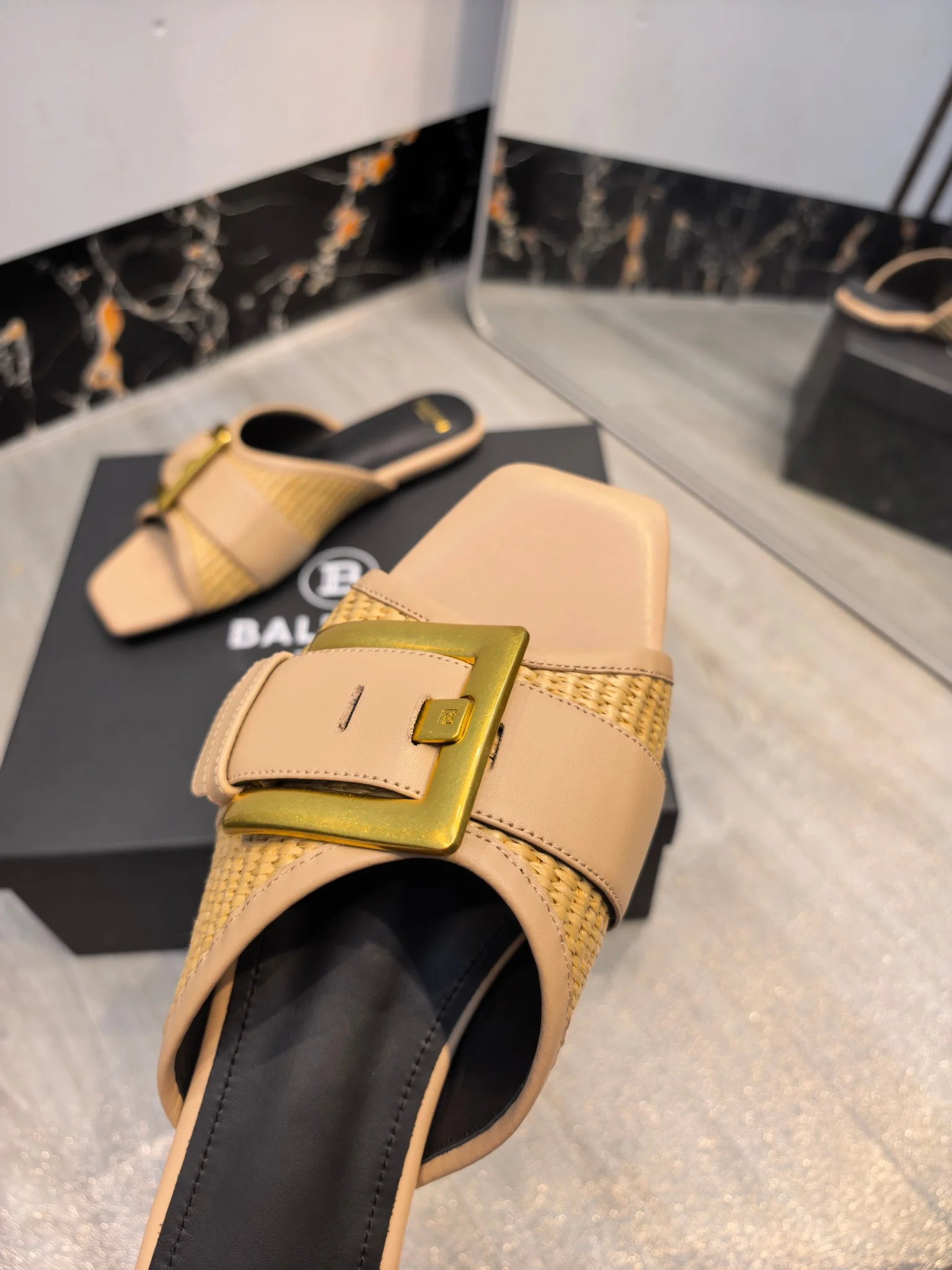 BALMAIN Slides Calf Leather Beige-Gold EU36-42 C00202609110177 - Image 4