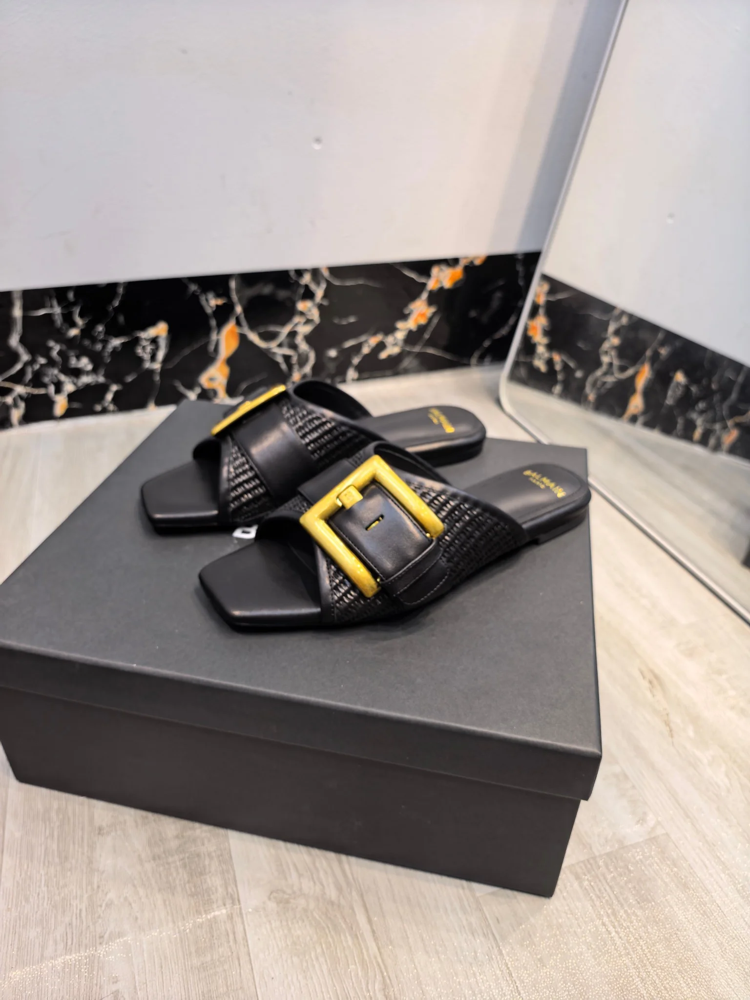 BALMAIN Slides Leather Black-Gold EU36-42 C00202609110179 - Image 3