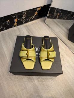 BALMAIN Slides Leather Yellow-Gold EU36-42 C00202609110178