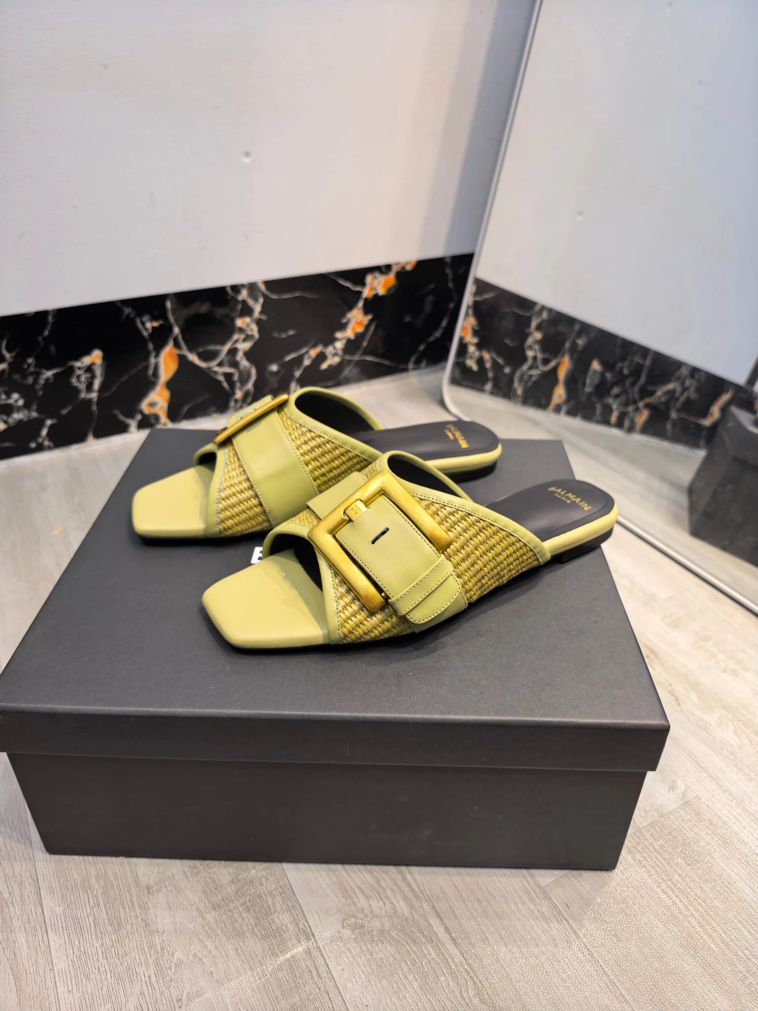BALMAIN Slides Leather Yellow-Gold EU36-42 C00202609110178 - Image 3