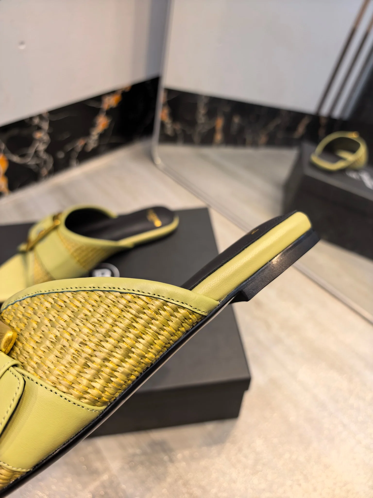 BALMAIN Slides Leather Yellow-Gold EU36-42 C00202609110178 - Image 5