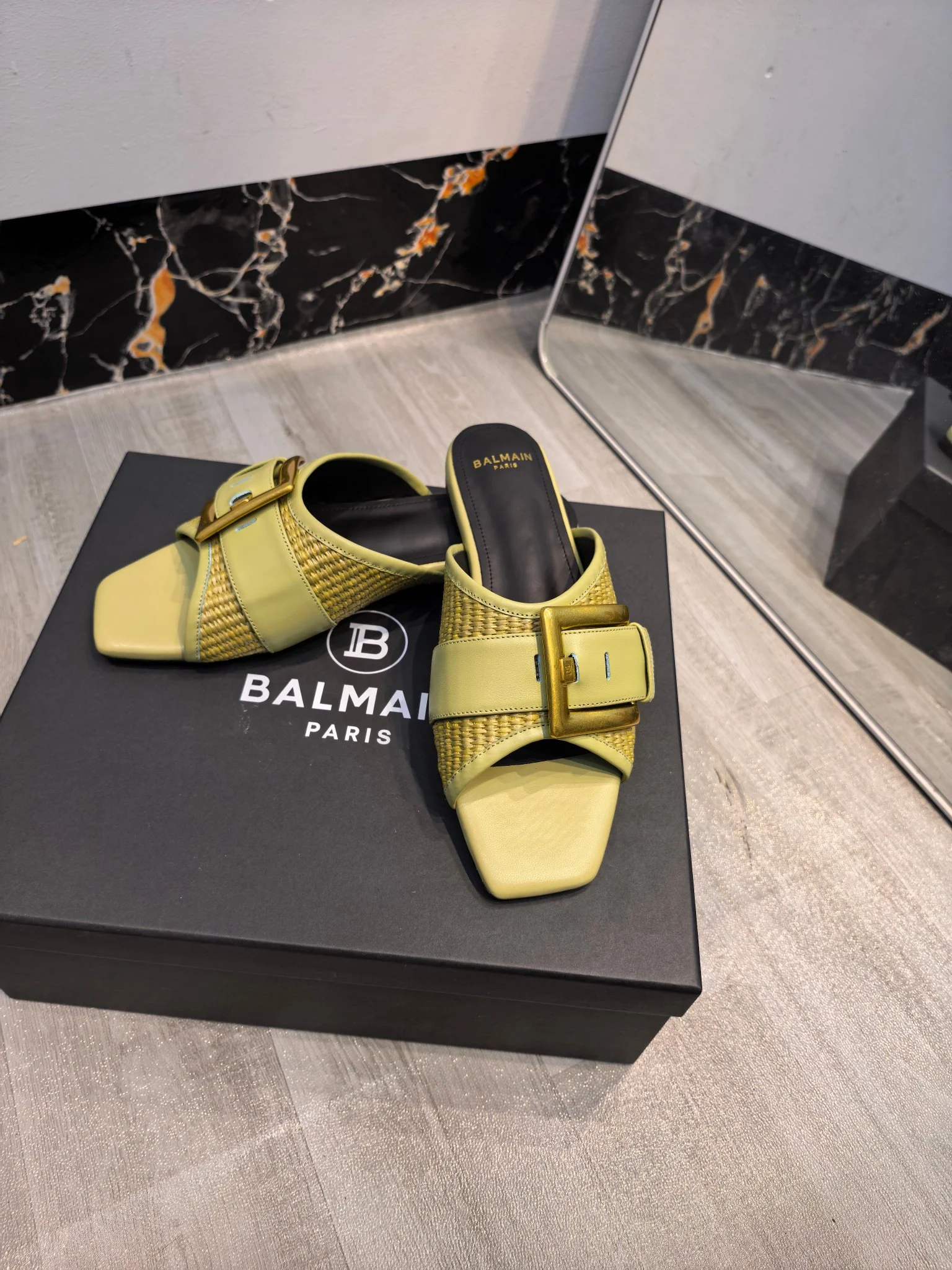 BALMAIN Slides Leather Yellow-Gold EU36-42 C00202609110178 - Image 7