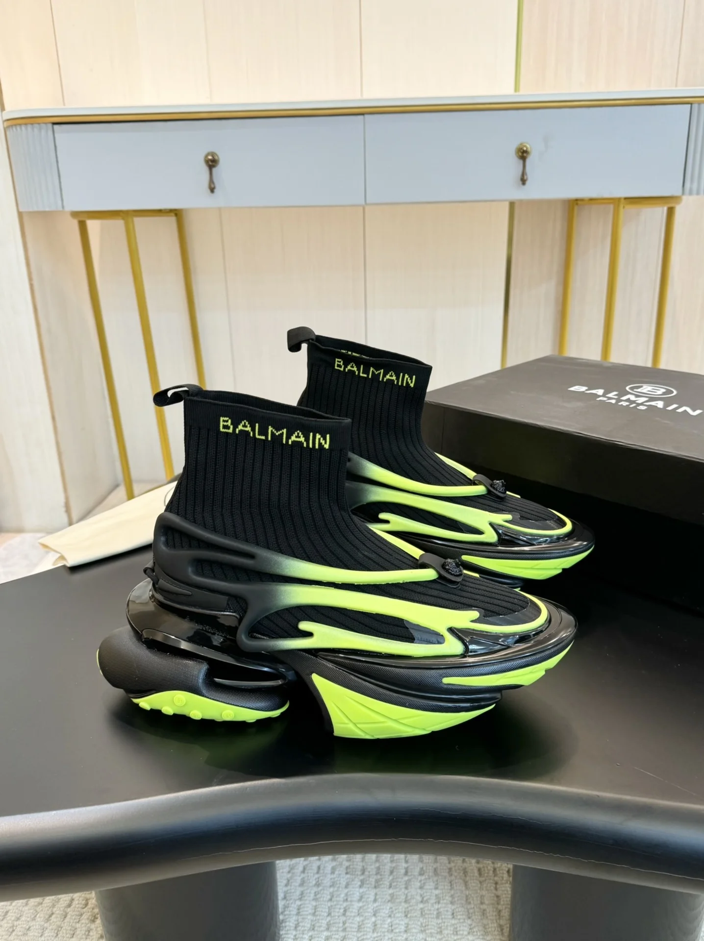 BALMAIN Sneakers Mixed Materials Black-Lime EU35-46 C90202609110084
