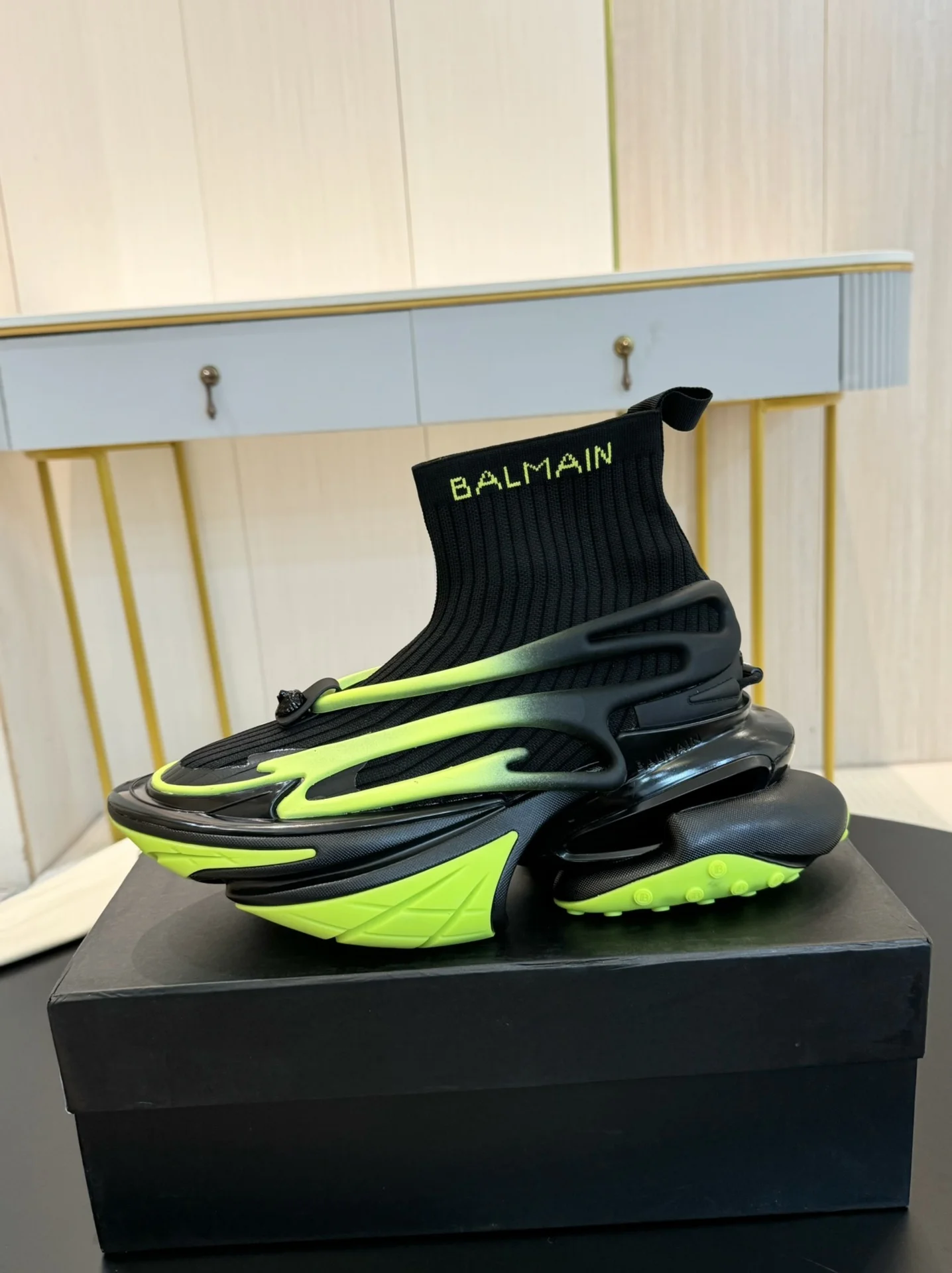 BALMAIN Sneakers Mixed Materials Black-Lime EU35-46 C90202609110084 - Image 5