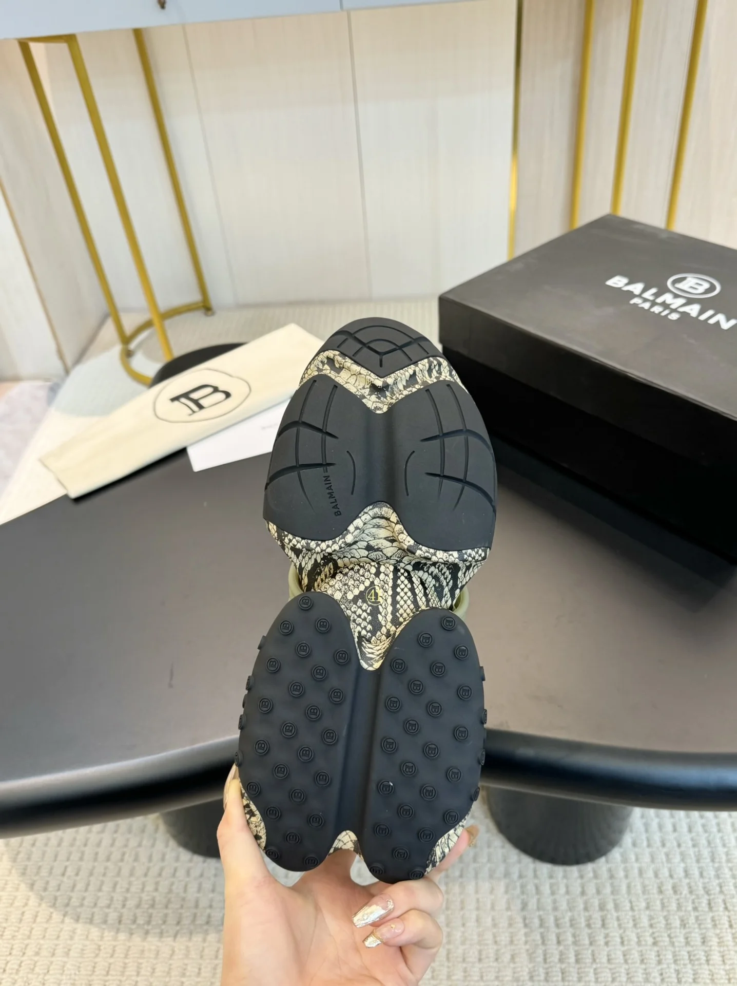 BALMAIN Sneakers Mixed Materials Black-Lime EU35-46 D10202609110085 - Image 9