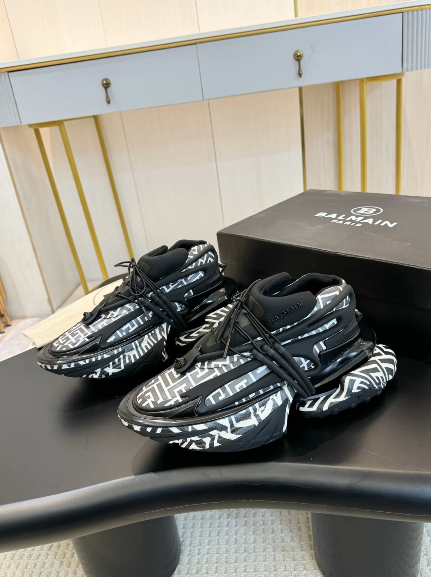 BALMAIN Sneakers Mixed Materials Black-White EU35-46 D10202609110086 - Image 2