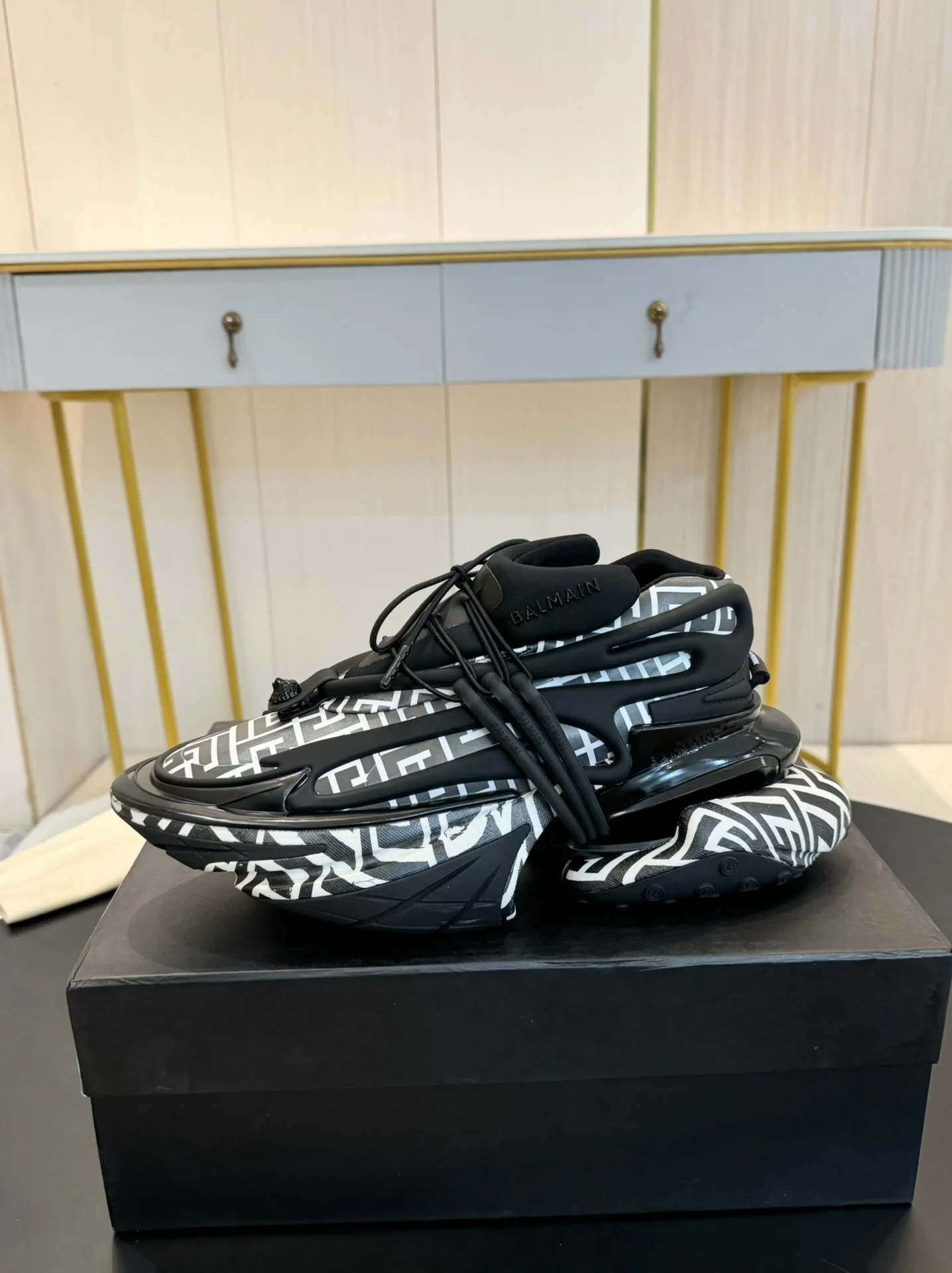 BALMAIN Sneakers Mixed Materials Black-White EU35-46 D10202609110086 - Image 3