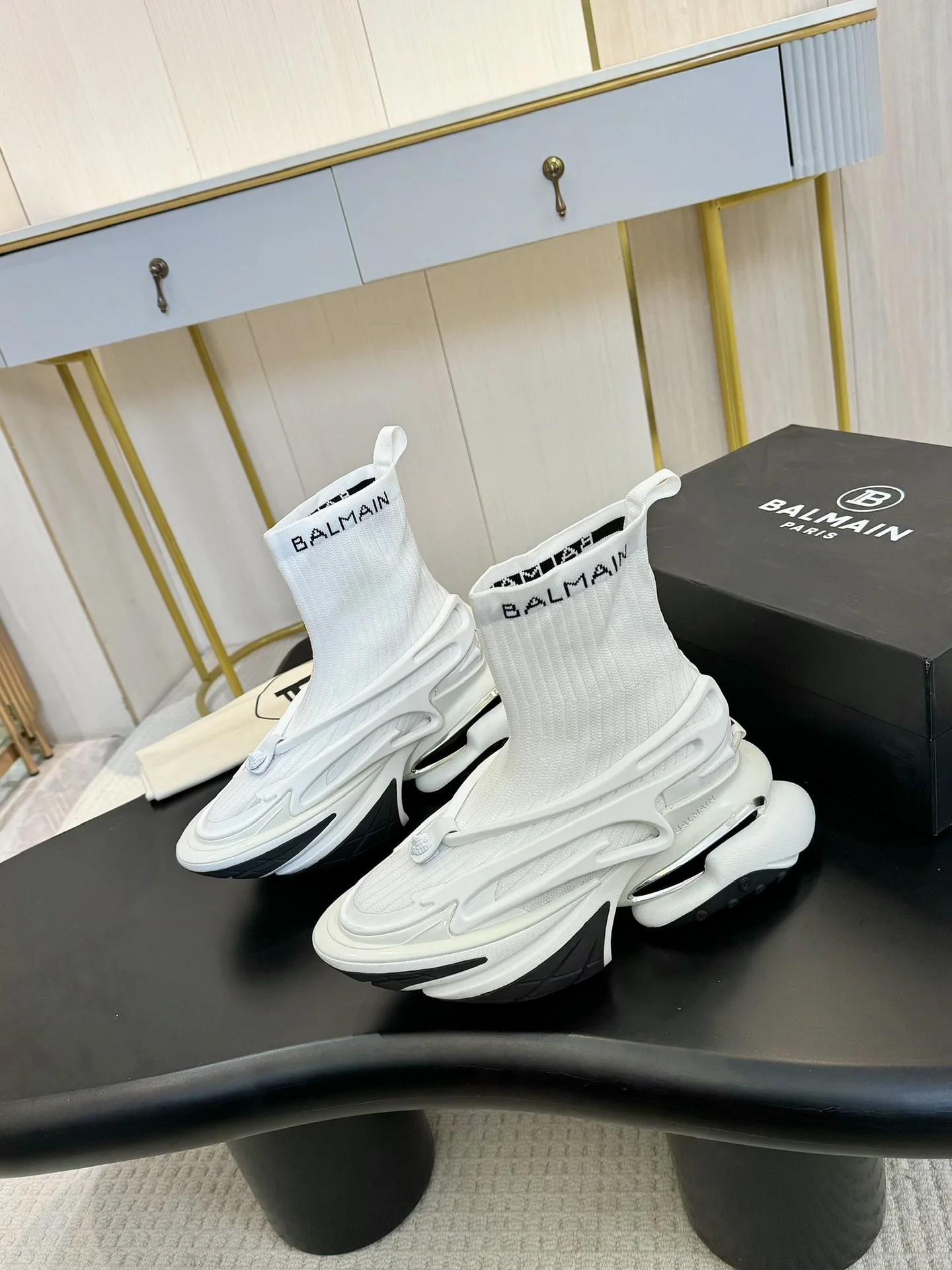 BALMAIN Sneakers Mixed Materials White-Black EU35-46 C90202609110073 - Image 2