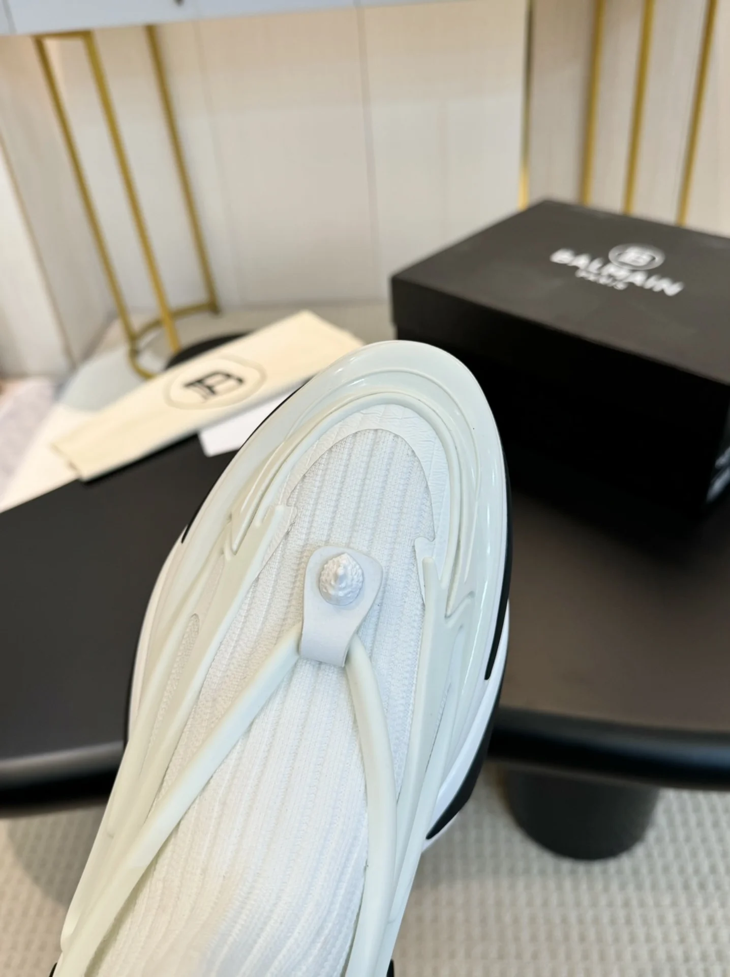 BALMAIN Sneakers Mixed Materials White-Black EU35-46 C90202609110083 - Image 8