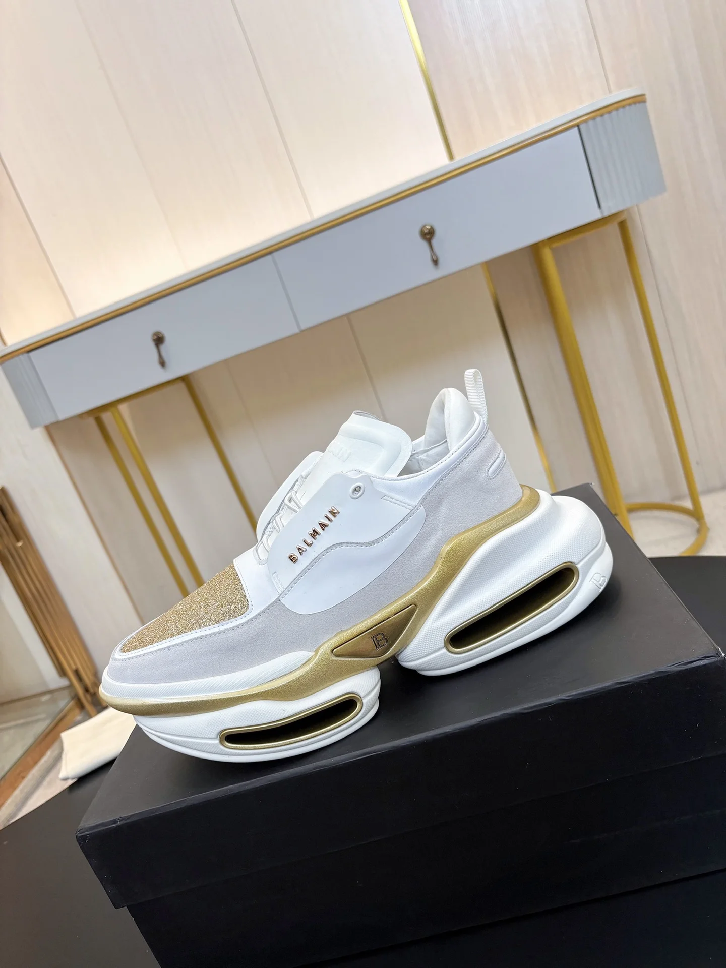 BALMAIN Sneakers Mixed Materials White-Gold EU35-46 C90202609110069 - Image 5