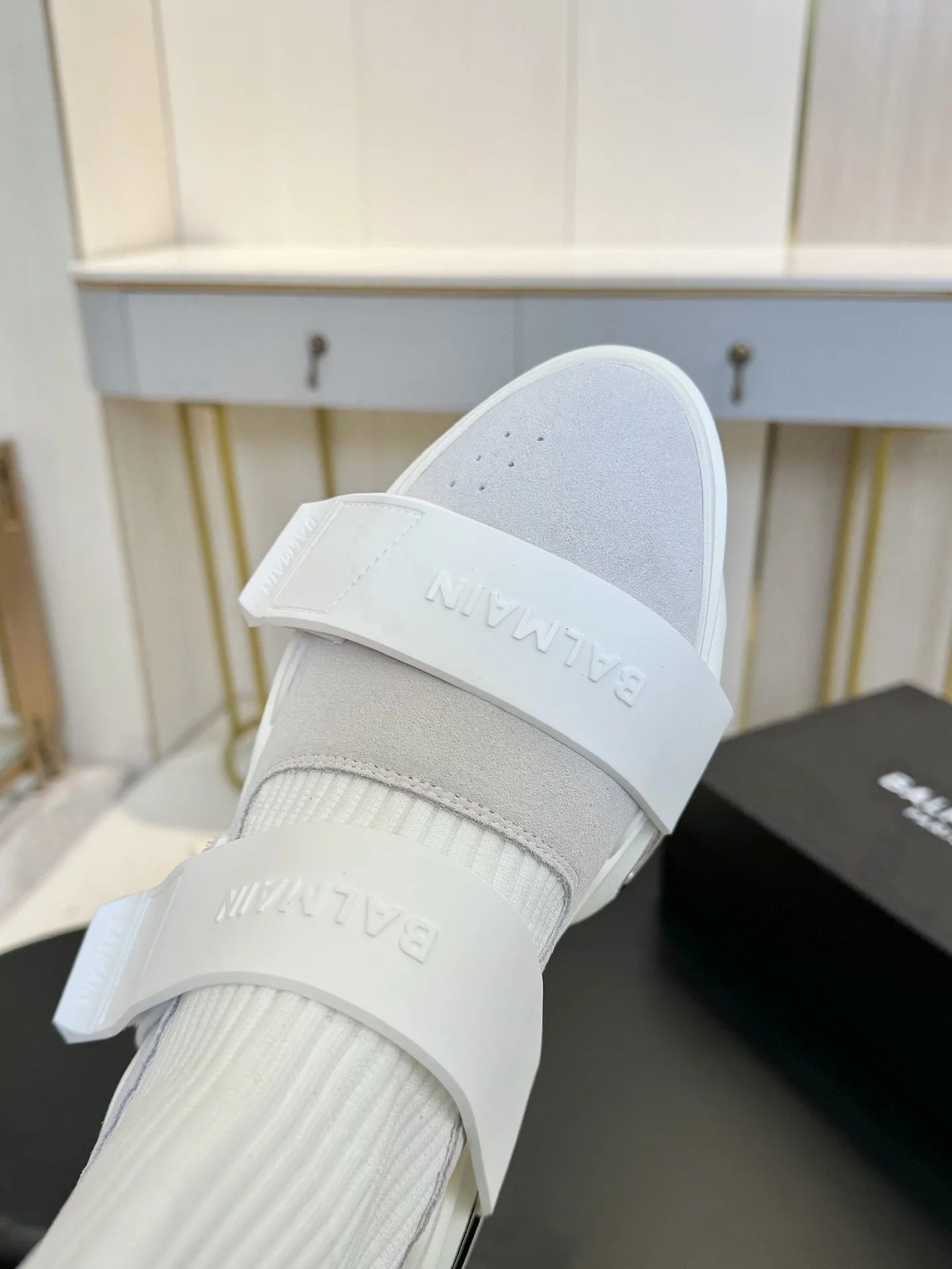 BALMAIN Sneakers Mixed Materials White-Grey EU35-46 C90202609110074 - Image 6