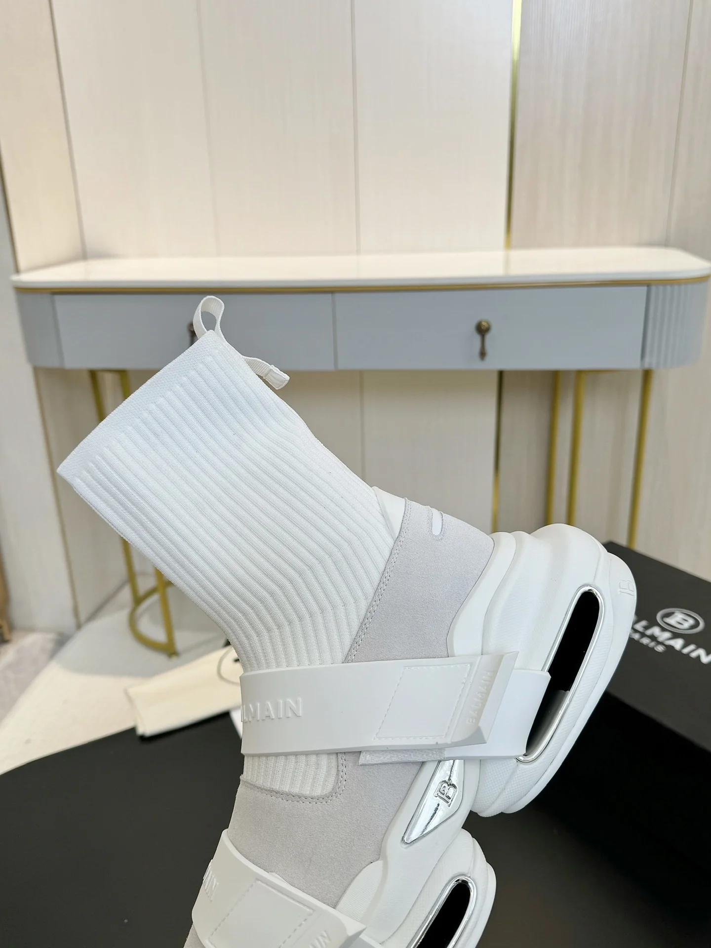 BALMAIN Sneakers Mixed Materials White-Grey EU35-46 C90202609110074 - Image 9