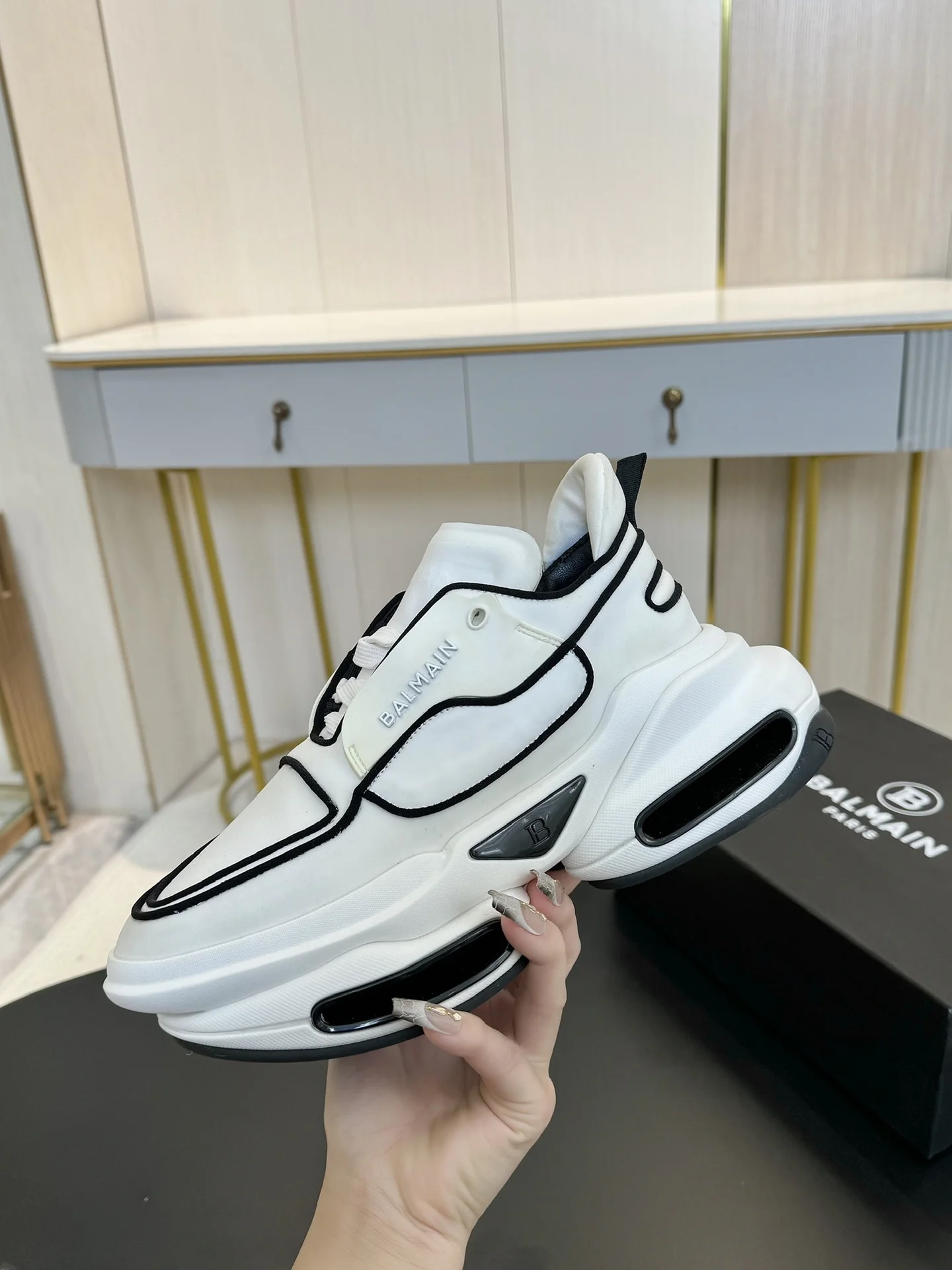 BALMAIN Sneakers Mixed TPU White-Black EU35-46 C90202609110076 - Image 2