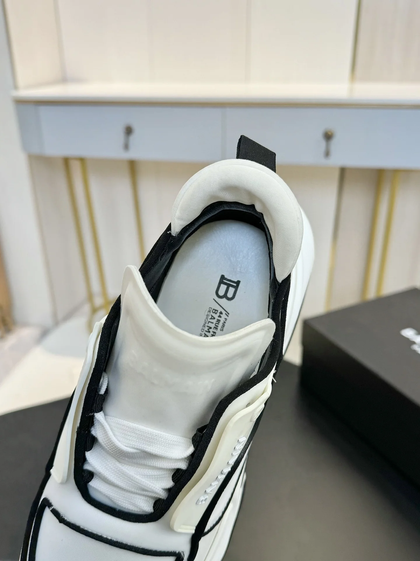 BALMAIN Sneakers Mixed TPU White-Black EU35-46 C90202609110076 - Image 7