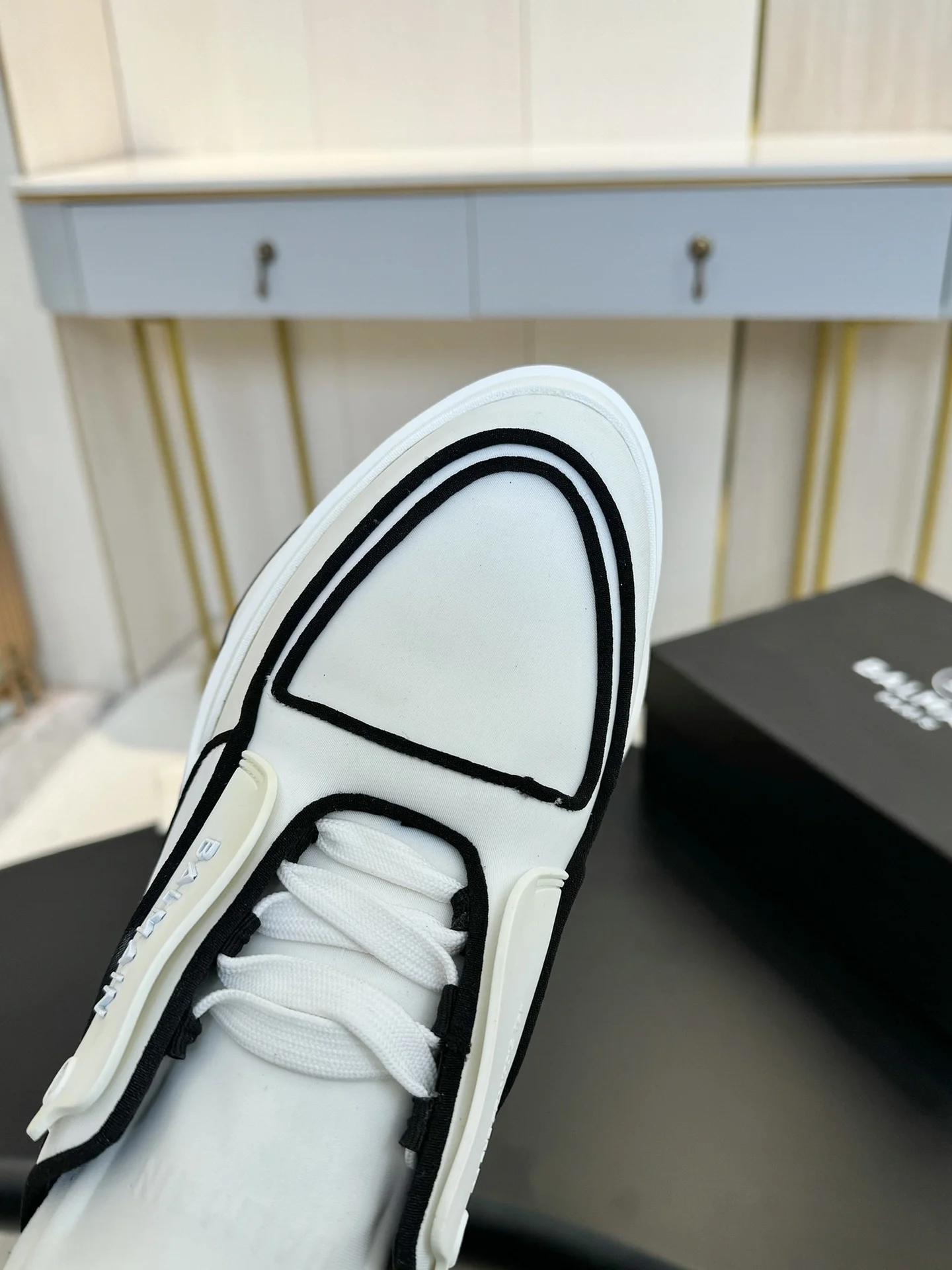 BALMAIN Sneakers Mixed TPU White-Black EU35-46 C90202609110076 - Image 8