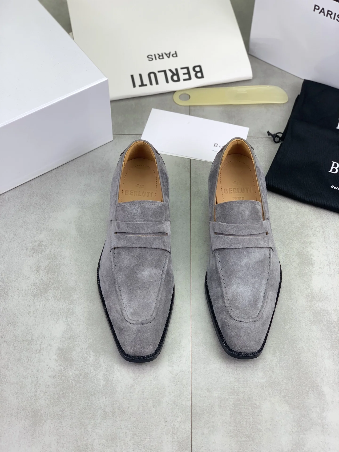 BERLUTI Loafers Calf Leather Grey-Black EU39-45 F00202609110928 - Image 2