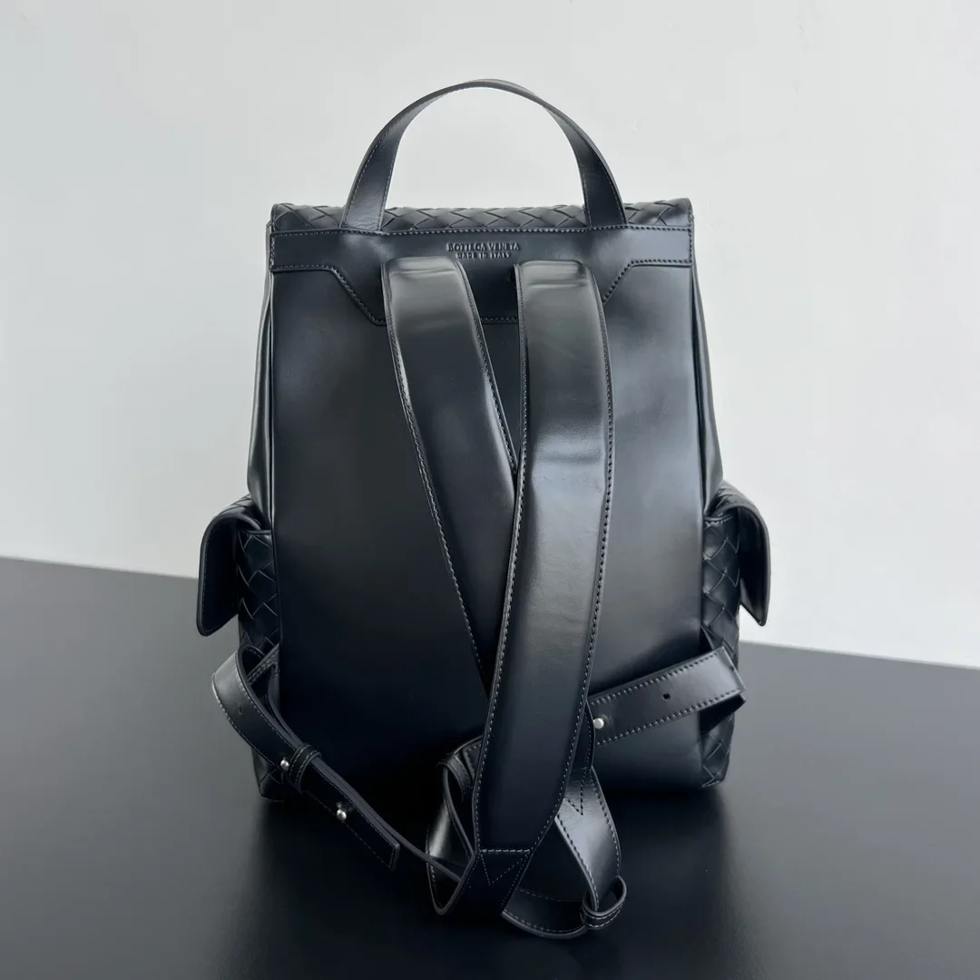 BOTTEGA VENETA Backpacks Bags Black 39X31X14CM A480202609090003 - Image 2