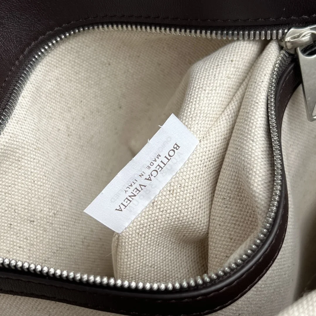 BOTTEGA VENETA Backpacks Bags Woven Calf Leather Brown 39X31X14 A480202609090001 - Image 9