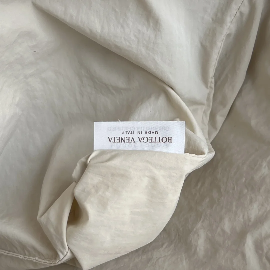 BOTTEGA VENETA Bucket Bags Woven Calf Leather White-Brown 32x23 G80202609090015 - Image 9