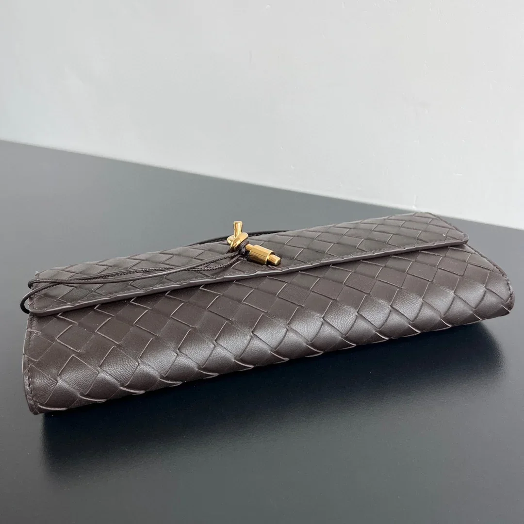 BOTTEGA VENETA Clutches Bags Brown-Gold 31X13X3CM F80202609090022 - Image 4