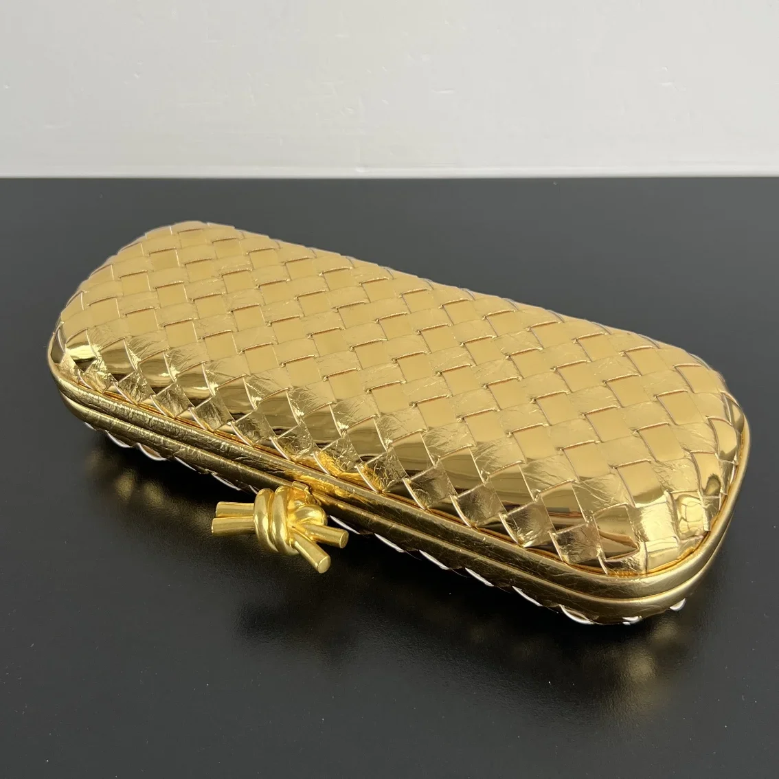 BOTTEGA VENETA Clutches Bags Gold 25X10X5CM G30202609090061 - Image 4