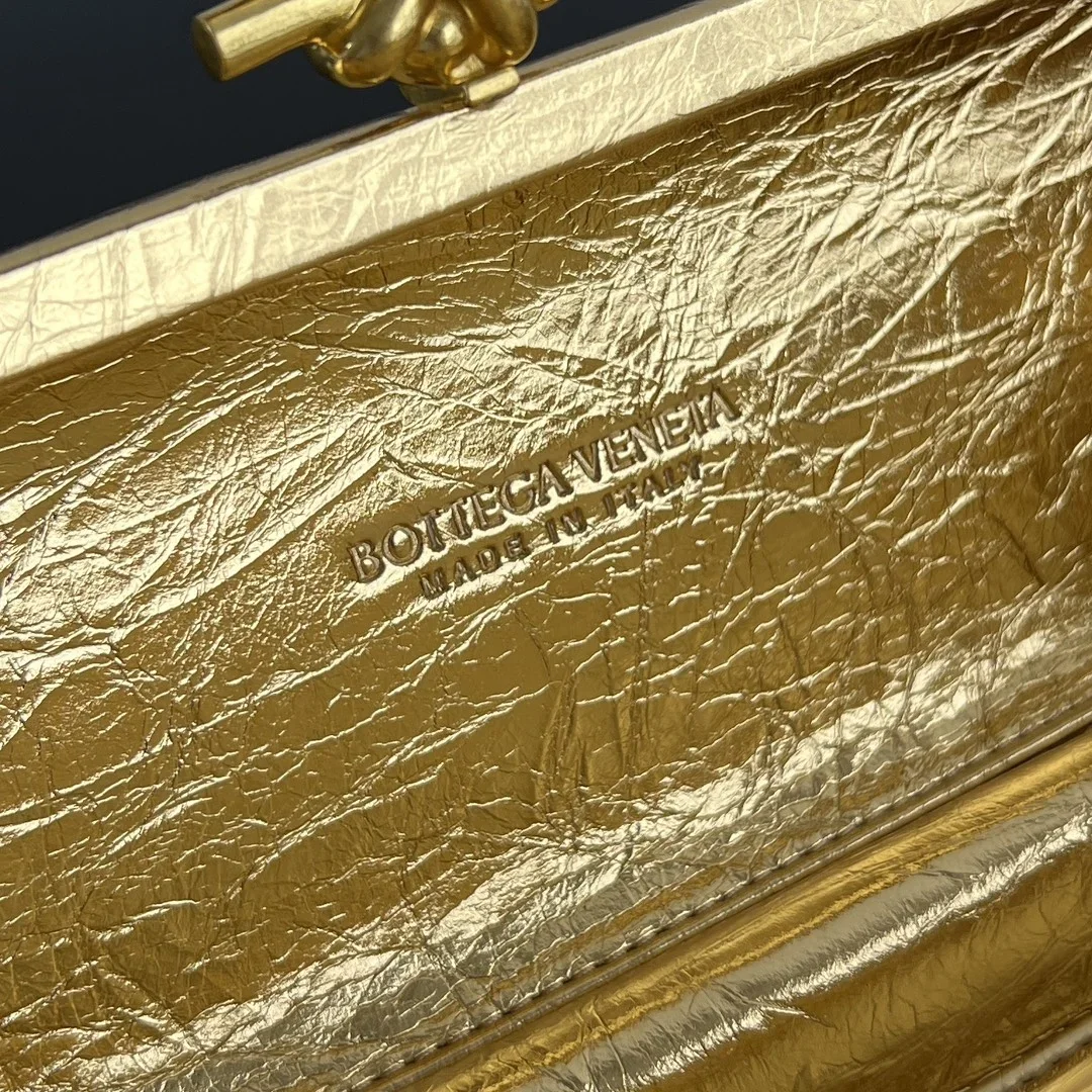 BOTTEGA VENETA Clutches Bags Gold 25X10X5CM G30202609090061 - Image 9