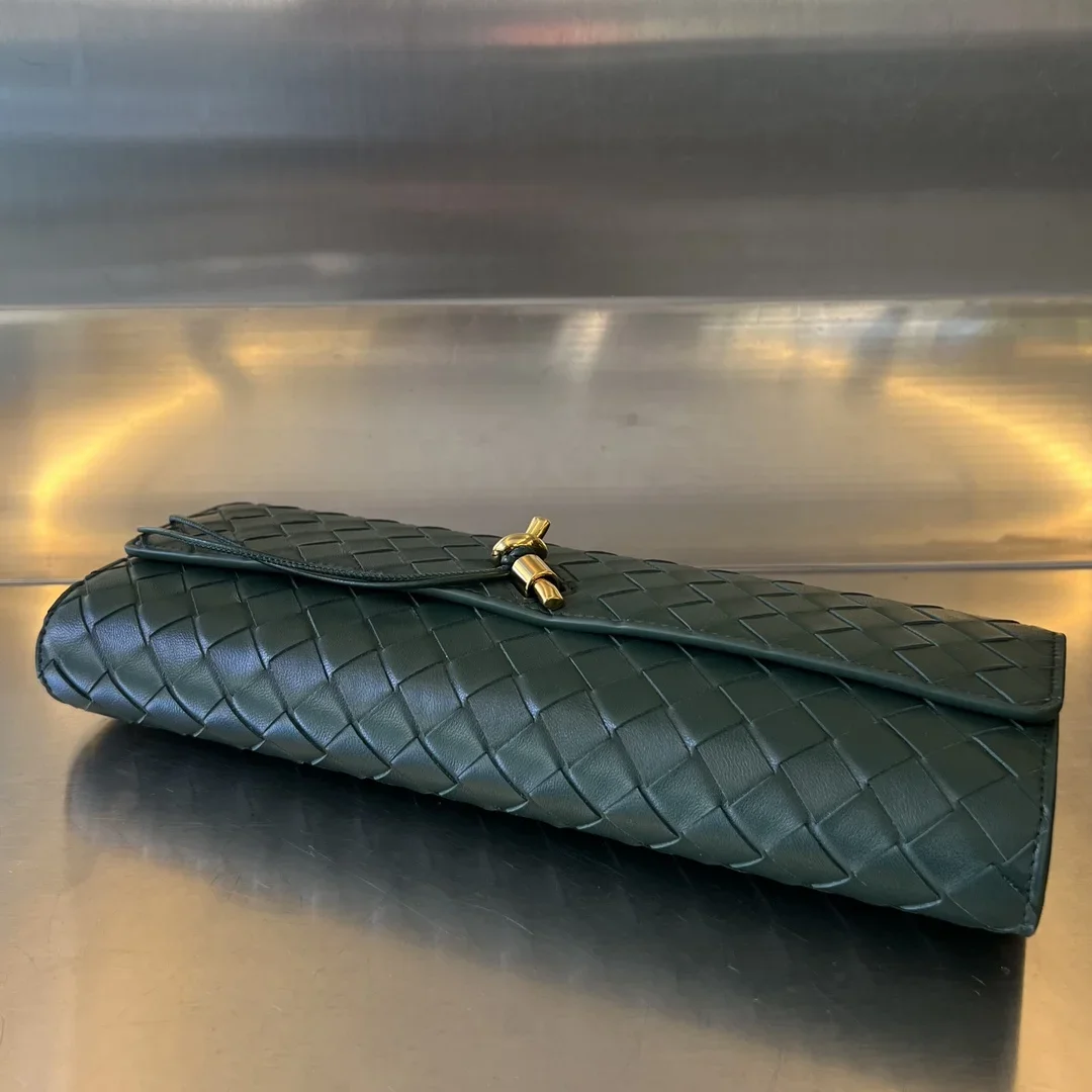 BOTTEGA VENETA Clutches Bags Green-Gold 31X13X3CM F80202609090029 - Image 4