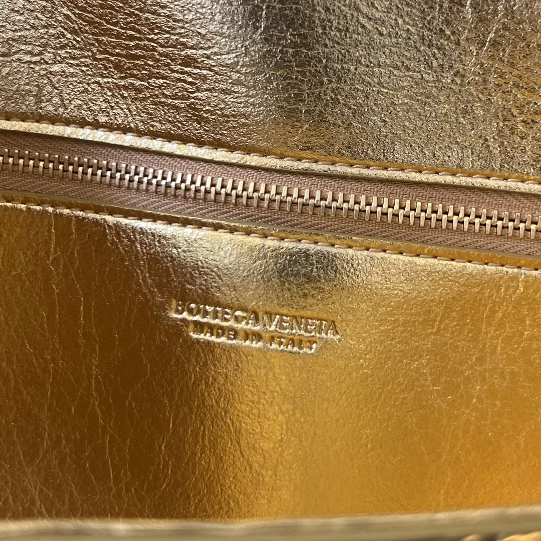 BOTTEGA VENETA Clutches Bags Intreccio Lambskin Gold 31X13X3 F80202609090026 - Image 7