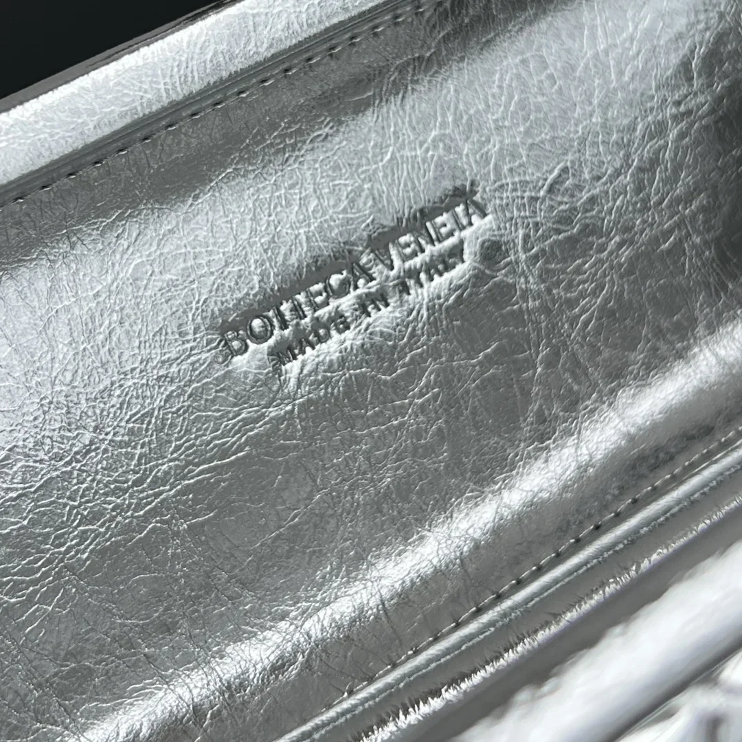 BOTTEGA VENETA Clutches Bags Silver 25X10X5CM G30202609090059 - Image 9