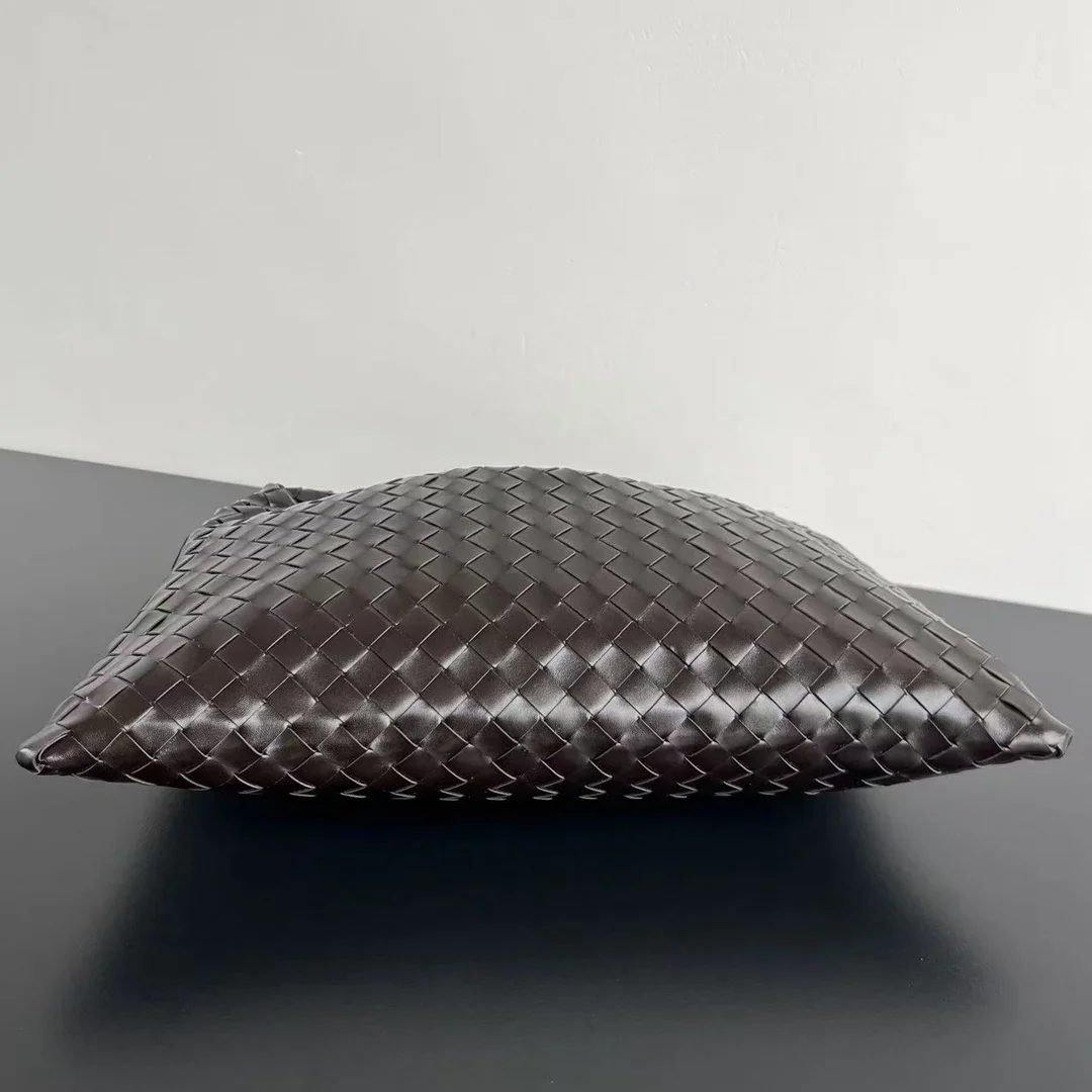 BOTTEGA VENETA Shoulder Bags Brown 46X21X10CM I80202609090126 - Image 3