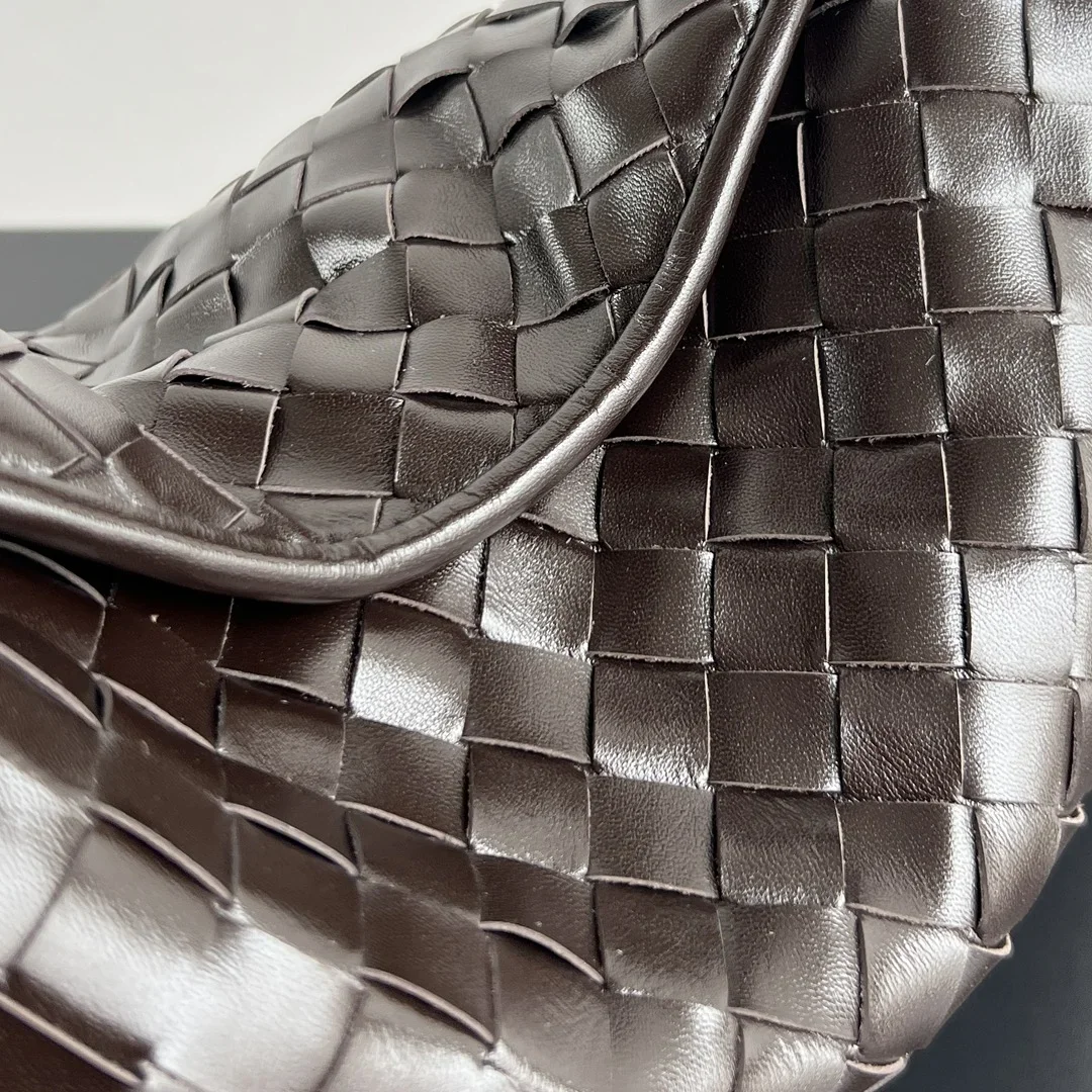 BOTTEGA VENETA Shoulder Bags Brown 46X21X10CM I80202609090126 - Image 5