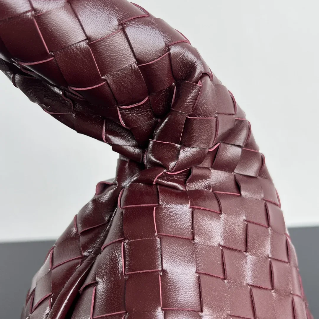 BOTTEGA VENETA Shoulder Bags Burgundy 46X21X10CM I80202609090077 - Image 6