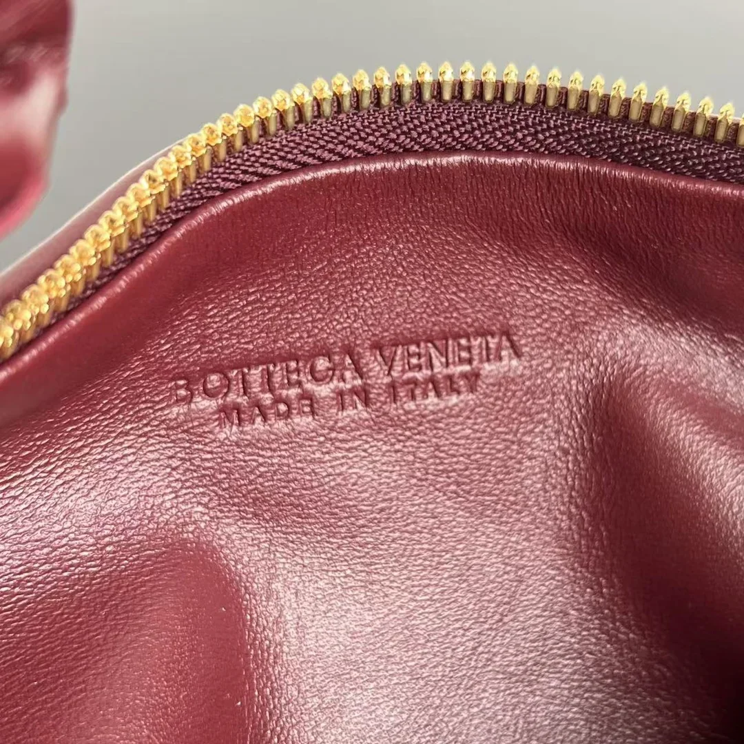 BOTTEGA VENETA Shoulder Bags Burgundy-Gold 23X28X8CM E60202609090125 - Image 7