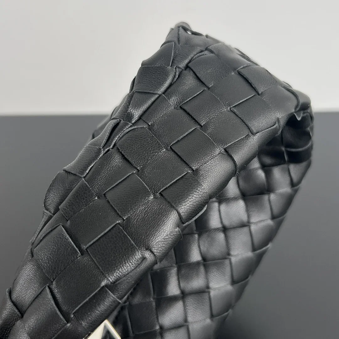 BOTTEGA VENETA Shoulder Bags Lamb Leather Black 23X28X8CM E60202609090101 - Image 7