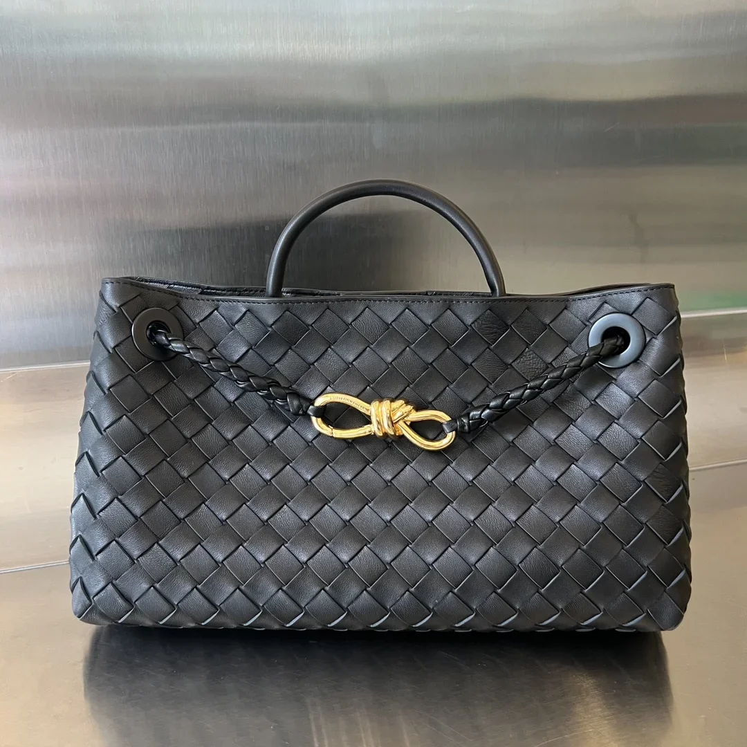 BOTTEGA VENETA Shoulder Bags Nappa Lambskin Black-Gold 29X18X10CM I80202609090112