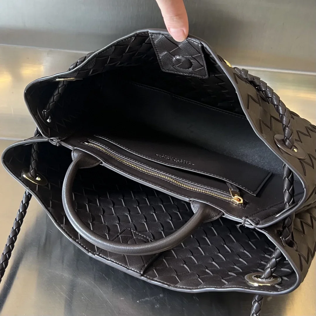 BOTTEGA VENETA Shoulder Bags Nappa Lambskin Brown-Gold 29X18X10 I80202609090076 - Image 7