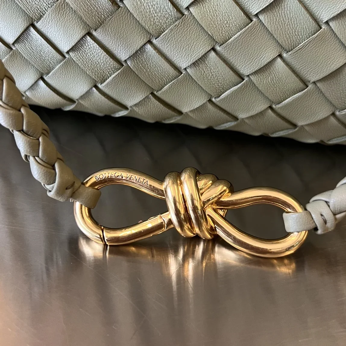 BOTTEGA VENETA Shoulder Bags Nappa Lambskin Green-Gold 29X18X10CM I80202609090110 - Image 6
