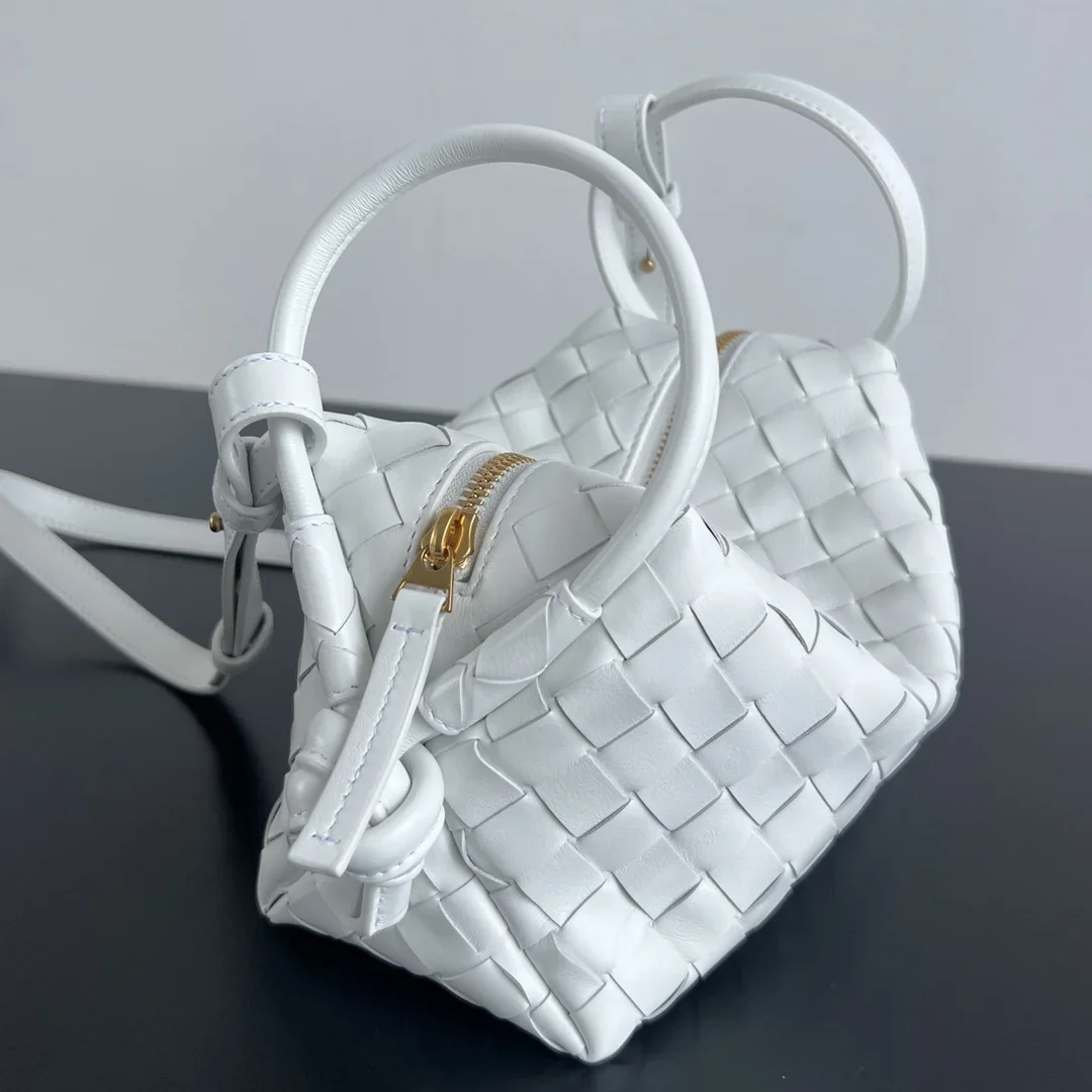BOTTEGA VENETA Shoulder Bags White-Gold 19X12X9CM F80202609090123 - Image 2