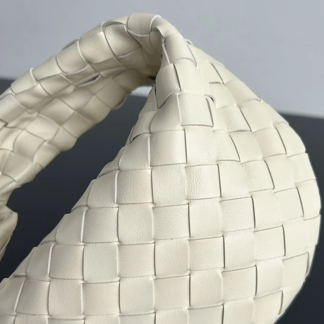 BOTTEGA VENETA Shoulder Bags White-Gold 23X28X8CM E60202609090099 - Image 4