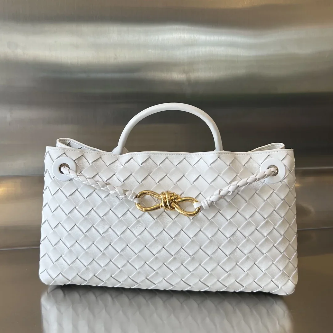 BOTTEGA VENETA Shoulder Bags White-Gold 29X18X10CM I80202609090111