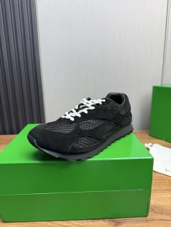 BOTTEGA VENETA Sneakers Mesh Rubber Black-White EU35-46 B40202609110821