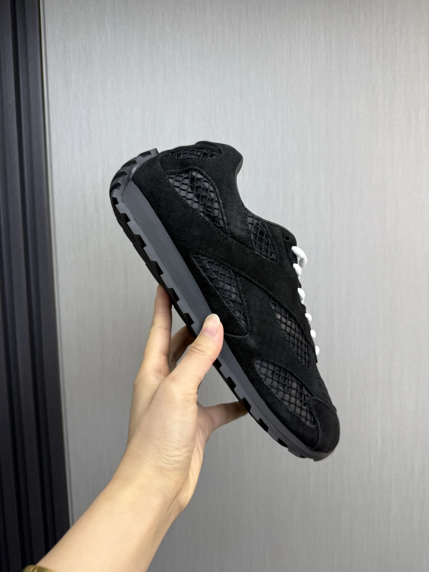BOTTEGA VENETA Sneakers Mesh Rubber Black-White EU35-46 B40202609110821 - Image 8