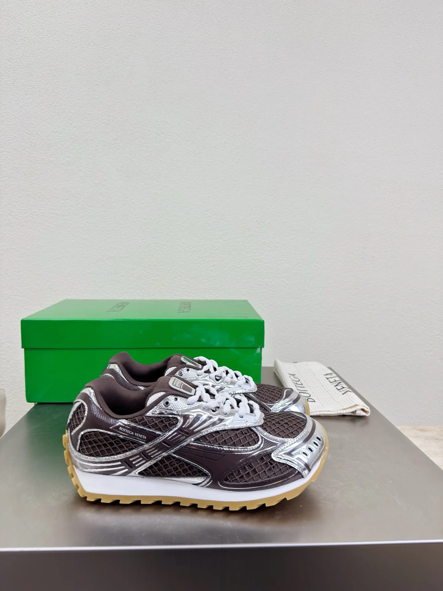 BOTTEGA VENETA Sneakers Mesh Rubber Brown-Silver EU35-45 B40202609110801 - Image 2