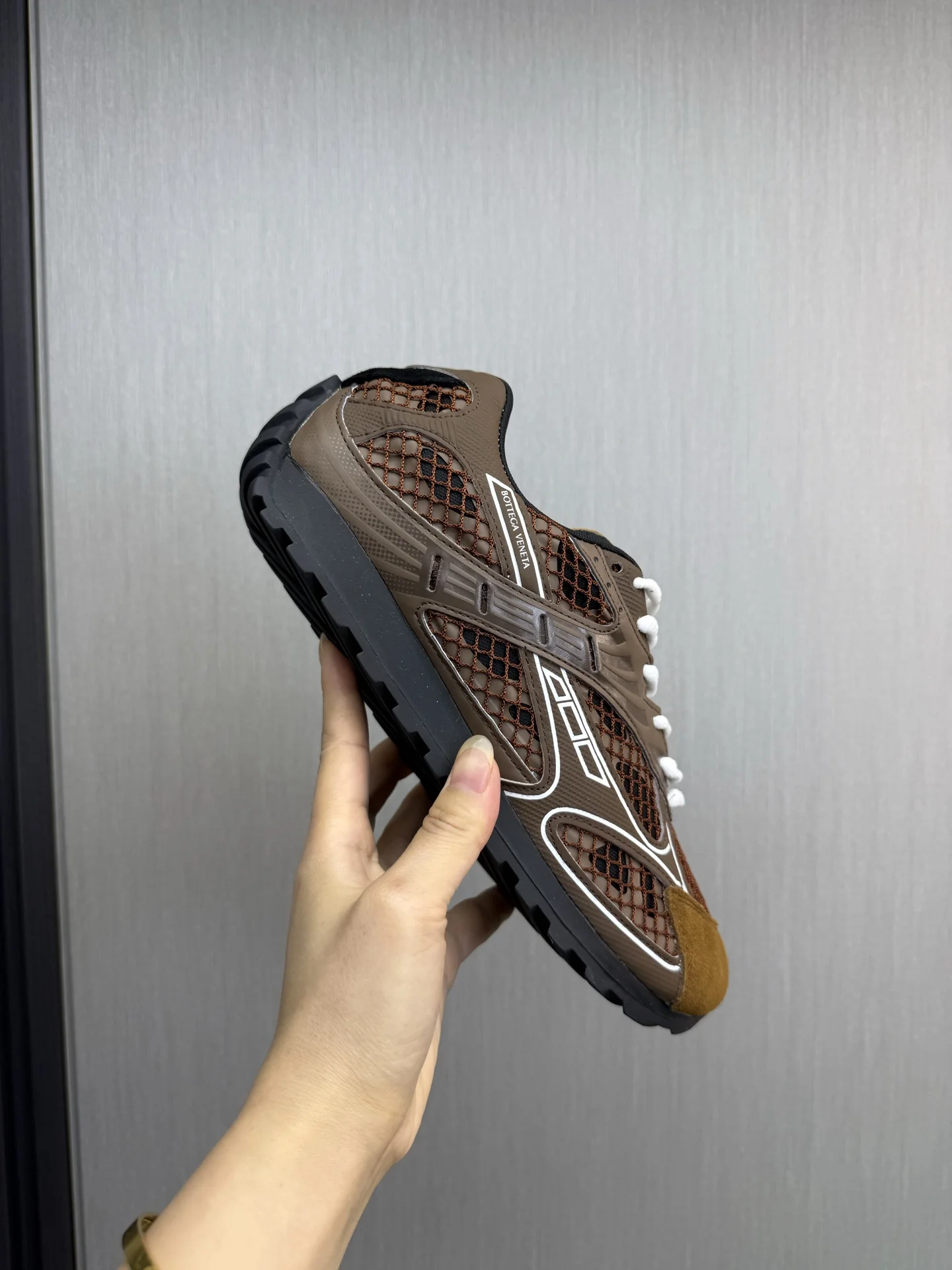 BOTTEGA VENETA Sneakers Mesh Rubber Brown-White EU35-46 B40202609110817 - Image 8
